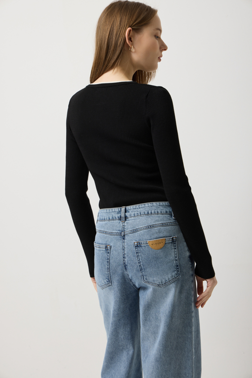 https://img.benettonmall.com/PARTS/KS/25S/SAKP37531BK_MB_D4.jpg
