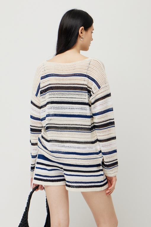 https://img.benettonmall.com/PARTS/KS/25S/SAKP61531NY_MB_D2.jpg