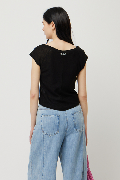 https://img.benettonmall.com/PARTS/KS/25S/SAKP62531BK_MB_D2.jpg