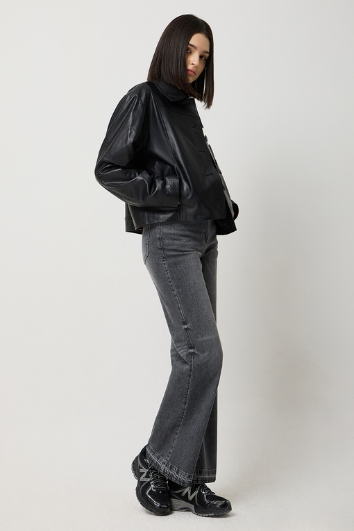https://img.benettonmall.com/PARTS/KS/25S/SALE70511BK_MB_D6.jpg