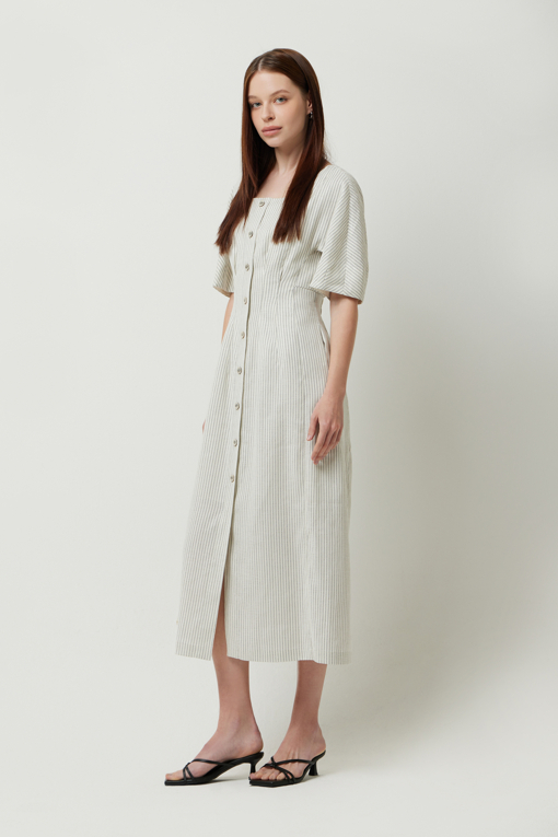 https://img.benettonmall.com/PARTS/KS/25S/SAOP37531BE_MB_D1.jpg