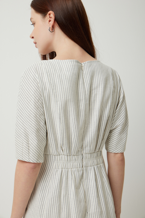 https://img.benettonmall.com/PARTS/KS/25S/SAOP37531BE_MB_D4.jpg