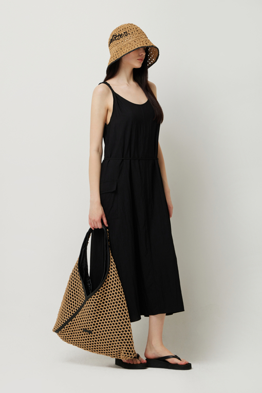 https://img.benettonmall.com/PARTS/KS/25S/SAOP82531BK_MB_D1.jpg