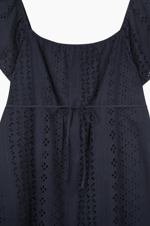 https://img.benettonmall.com/PARTS/KS/25S/SAOP91531NY_MB_D13.jpg