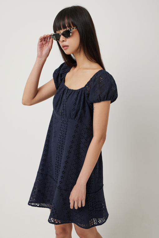 https://img.benettonmall.com/PARTS/KS/25S/SAOP91531NY_MB_D3.jpg