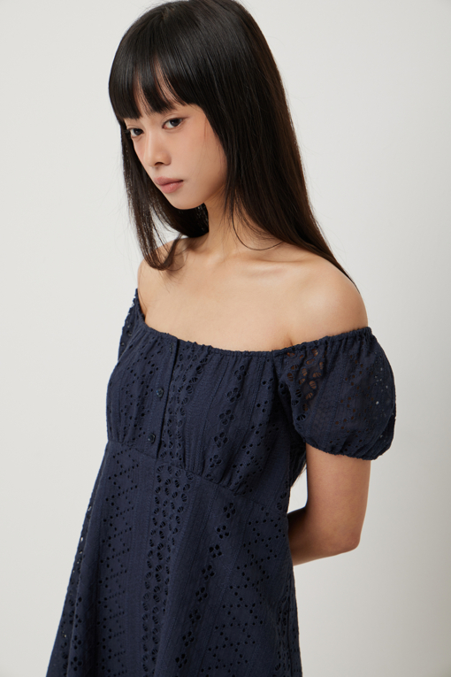 https://img.benettonmall.com/PARTS/KS/25S/SAOP91531NY_MB_D4.jpg