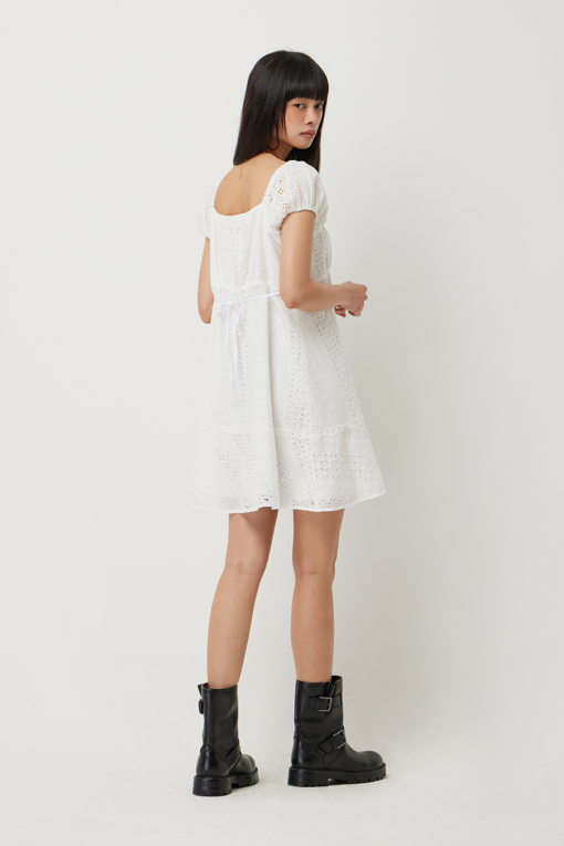 https://img.benettonmall.com/PARTS/KS/25S/SAOP91531WH_MB_D2.jpg