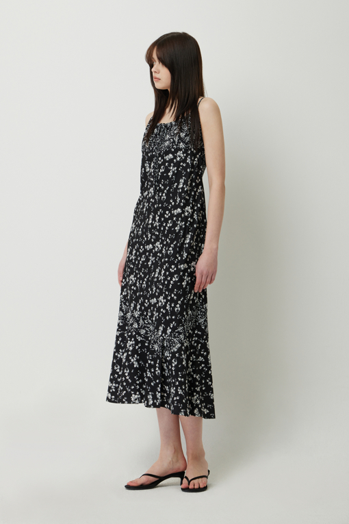 https://img.benettonmall.com/PARTS/KS/25S/SAOPE1531BK_MB_D1.jpg