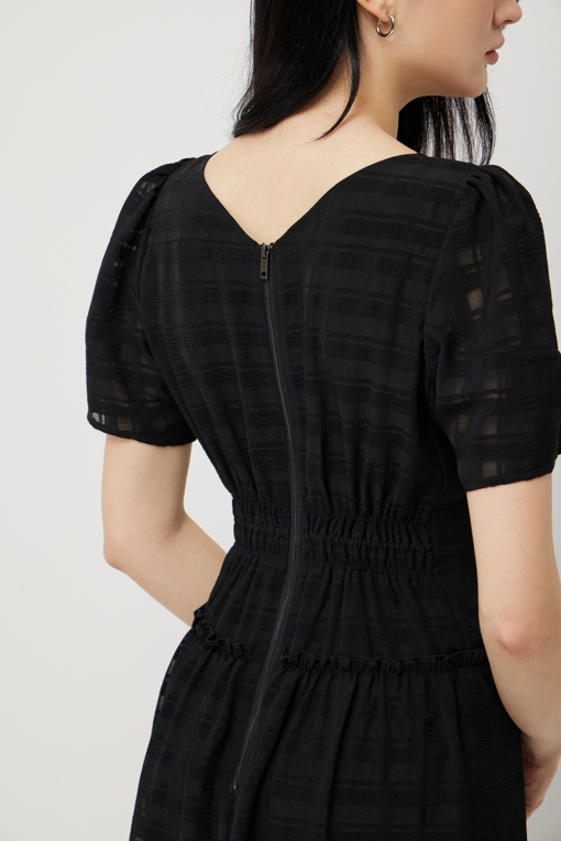 https://img.benettonmall.com/PARTS/KS/25S/SAOPE6531BK_MB_D4.jpg