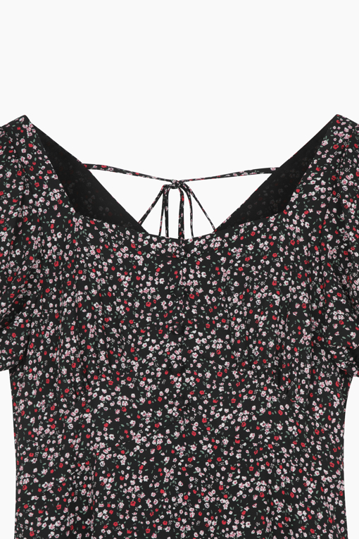 https://img.benettonmall.com/PARTS/KS/25S/SAOPZ1531BK_MB_D12.jpg