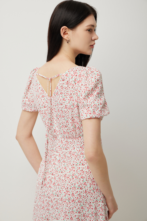 https://img.benettonmall.com/PARTS/KS/25S/SAOPZ1531IV_MB_D4.jpg