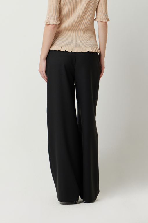 https://img.benettonmall.com/PARTS/KS/25S/SAPT08511BK_MB_D2.jpg
