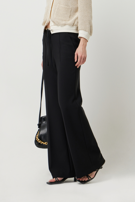 https://img.benettonmall.com/PARTS/KS/25S/SAPT10511BK_MB_D1.jpg