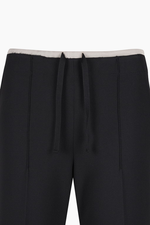 https://img.benettonmall.com/PARTS/KS/25S/SAPT10511BK_MB_D12.jpg
