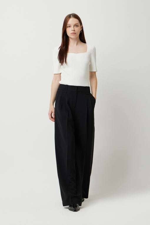 https://img.benettonmall.com/PARTS/KS/25S/SAPT31531BK_MB_D5.jpg