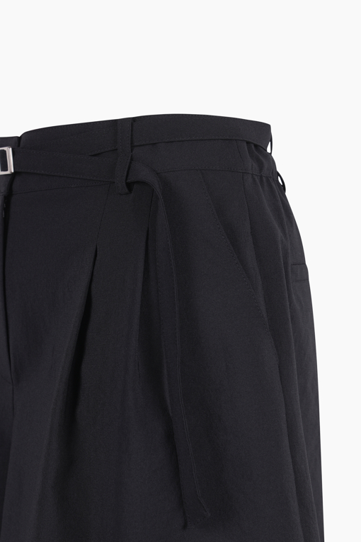 https://img.benettonmall.com/PARTS/KS/25S/SAPT37531BK_MB_D13.jpg