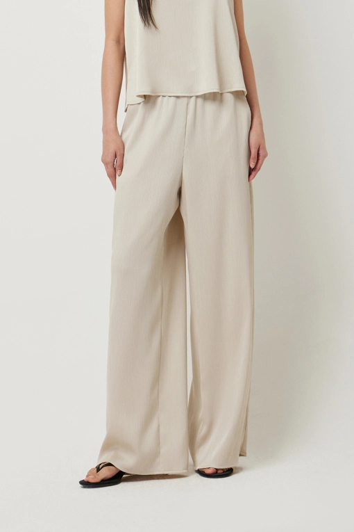 https://img.benettonmall.com/PARTS/KS/25S/SAPT41531BE_MB.jpg