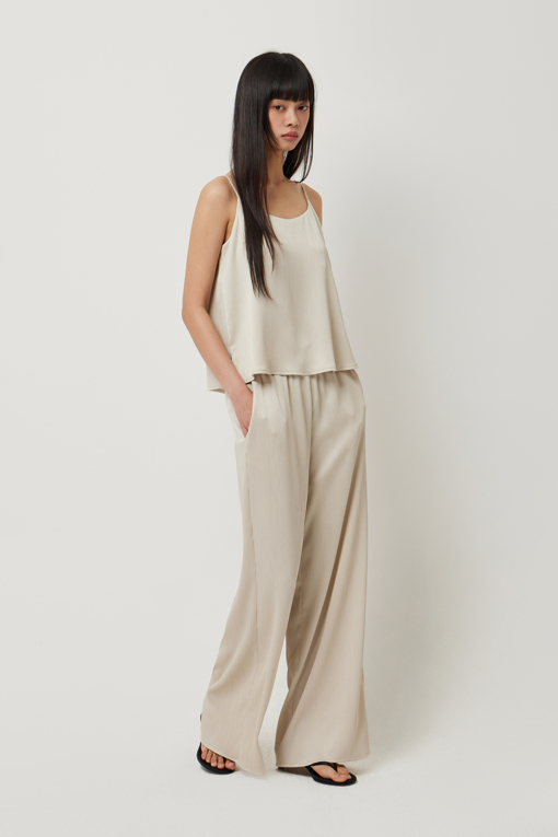 https://img.benettonmall.com/PARTS/KS/25S/SAPT41531BE_MB_D5.jpg