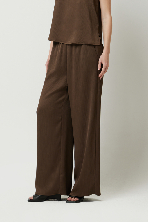https://img.benettonmall.com/PARTS/KS/25S/SAPT41531BR_MB_D1.jpg