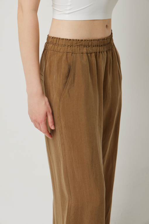 https://img.benettonmall.com/PARTS/KS/25S/SAPT43531CA_MB_D3.jpg