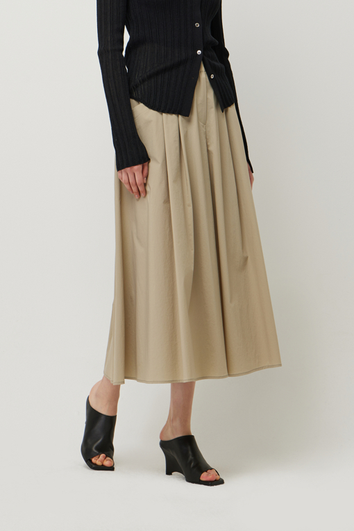 https://img.benettonmall.com/PARTS/KS/25S/SAPT45531BE_MB_D1.jpg