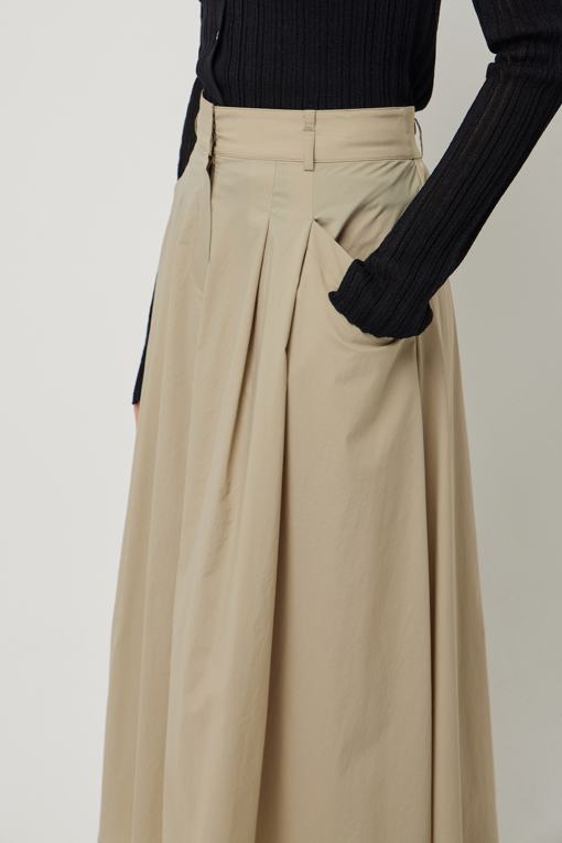 https://img.benettonmall.com/PARTS/KS/25S/SAPT45531BE_MB_D3.jpg