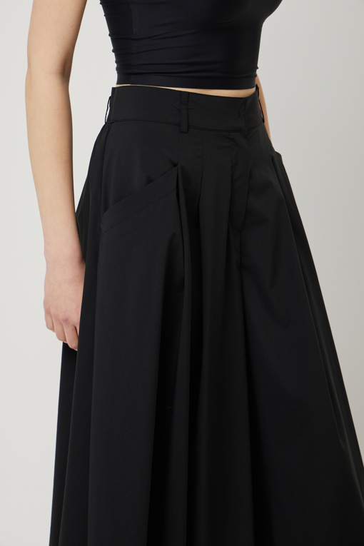 https://img.benettonmall.com/PARTS/KS/25S/SAPT45531BK_MB_D4.jpg