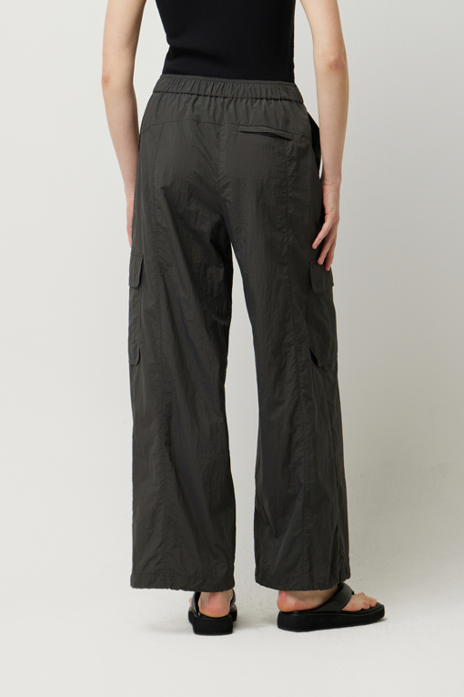 https://img.benettonmall.com/PARTS/KS/25S/SAPT48531DG_MB_D2.jpg
