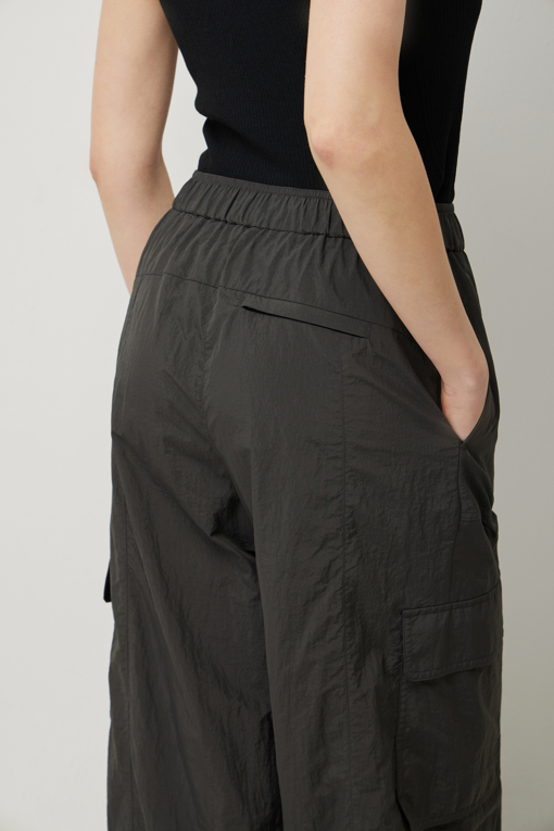 https://img.benettonmall.com/PARTS/KS/25S/SAPT48531DG_MB_D4.jpg