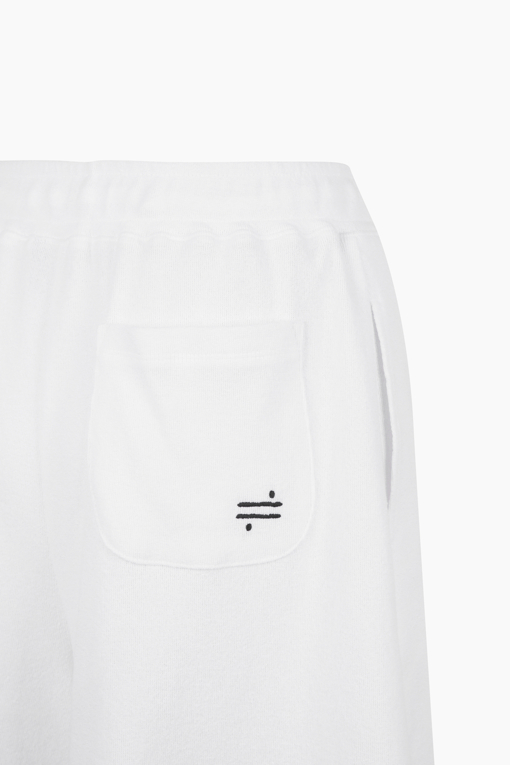 https://img.benettonmall.com/PARTS/KS/25S/SAPT60531WH_MB_D13.jpg