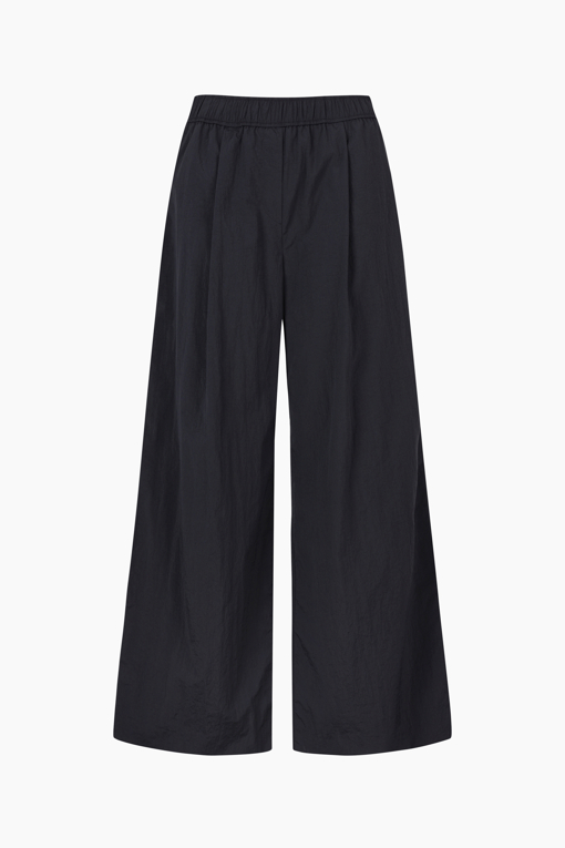 https://img.benettonmall.com/PARTS/KS/25S/SAPT80531BK_MB_D10.jpg