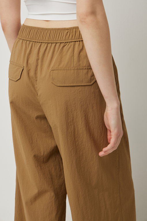 https://img.benettonmall.com/PARTS/KS/25S/SAPT80531CA_MB_D4.jpg