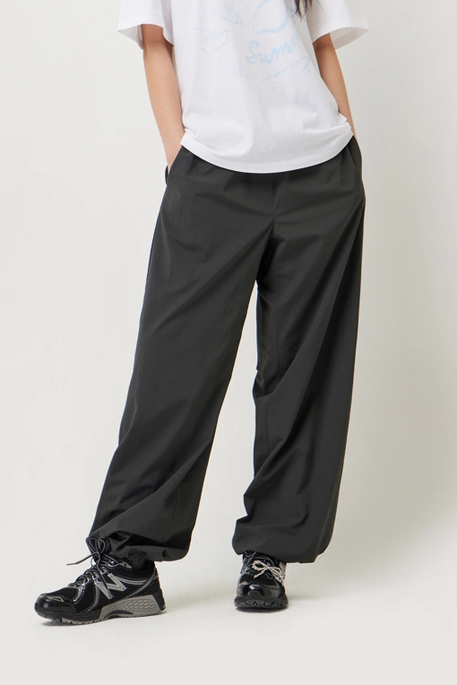 https://img.benettonmall.com/PARTS/KS/25S/SAPT90531DG_MB.jpg