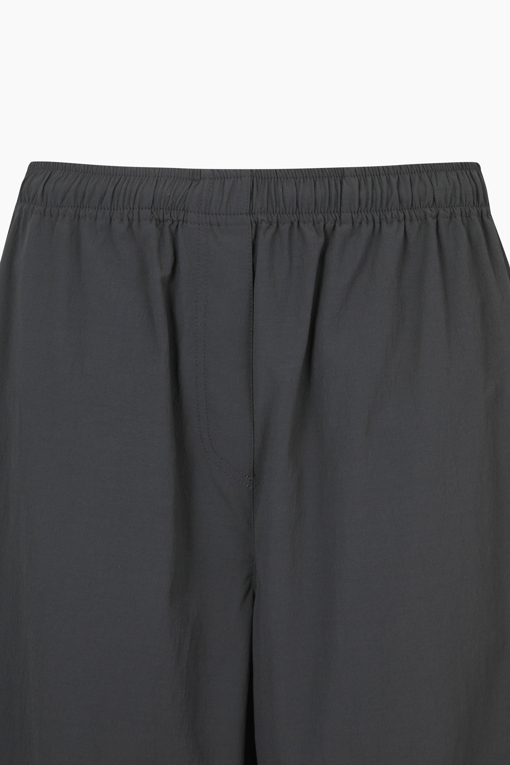 https://img.benettonmall.com/PARTS/KS/25S/SAPT90531DG_MB_D12.jpg