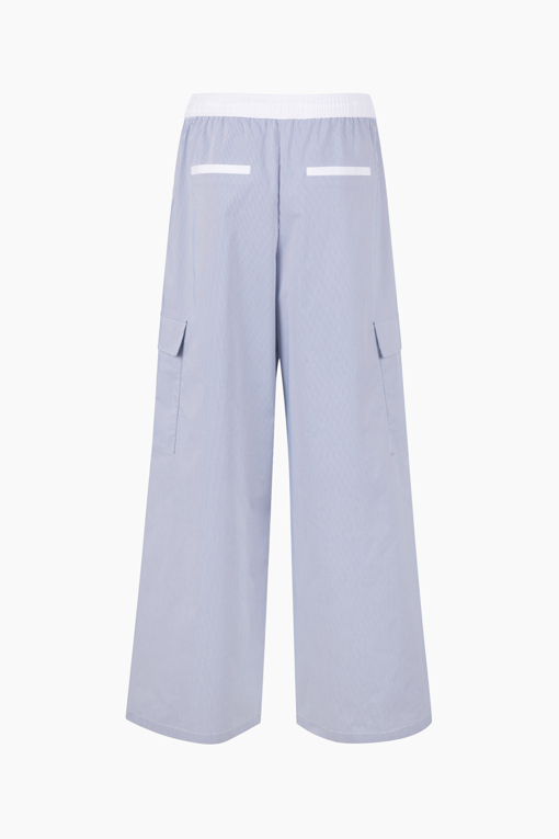 https://img.benettonmall.com/PARTS/KS/25S/SAPT91531NY_MB_D11.jpg