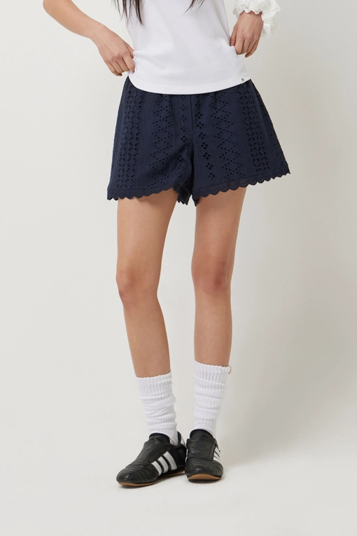 https://img.benettonmall.com/PARTS/KS/25S/SAPT92531NY_MB.jpg