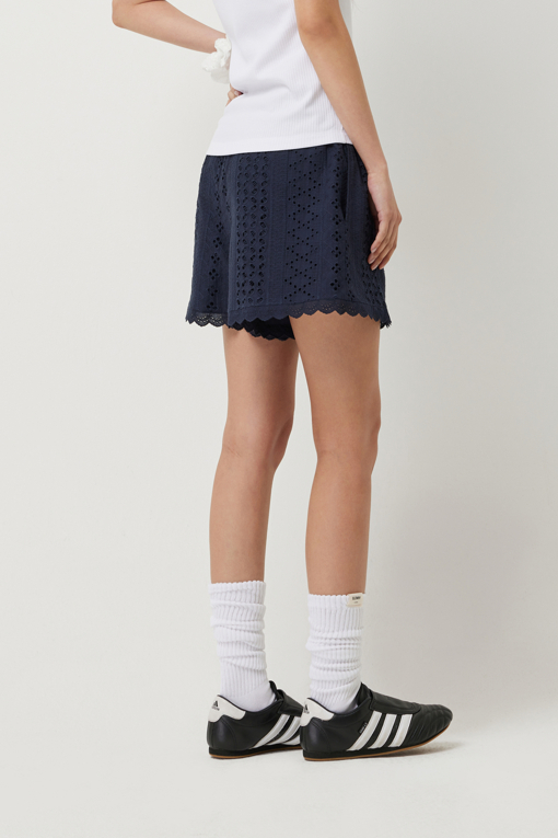 https://img.benettonmall.com/PARTS/KS/25S/SAPT92531NY_MB_D2.jpg