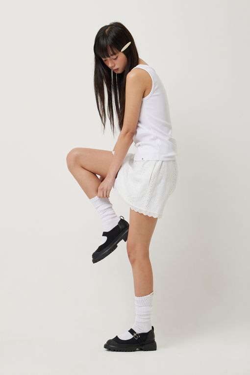 https://img.benettonmall.com/PARTS/KS/25S/SAPT92531WH_MB_D5.jpg