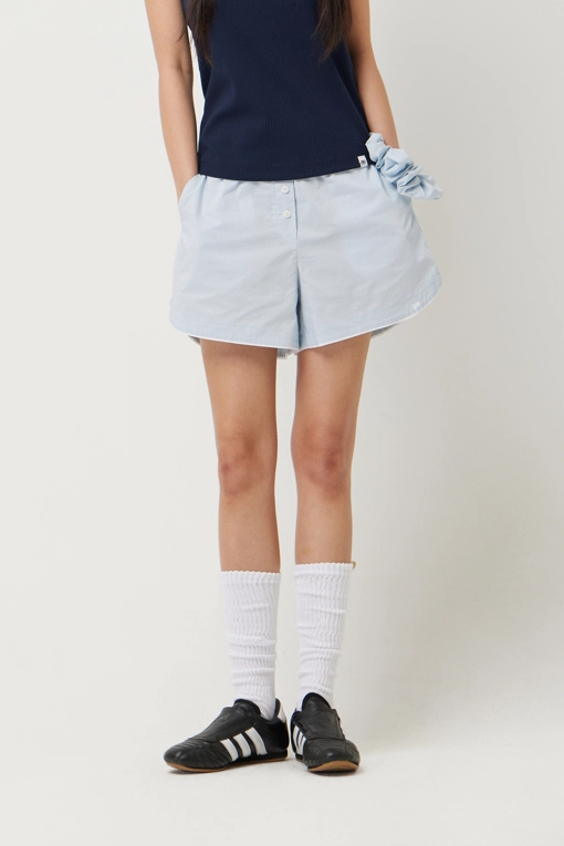 https://img.benettonmall.com/PARTS/KS/25S/SAPT93531LB_MB.jpg