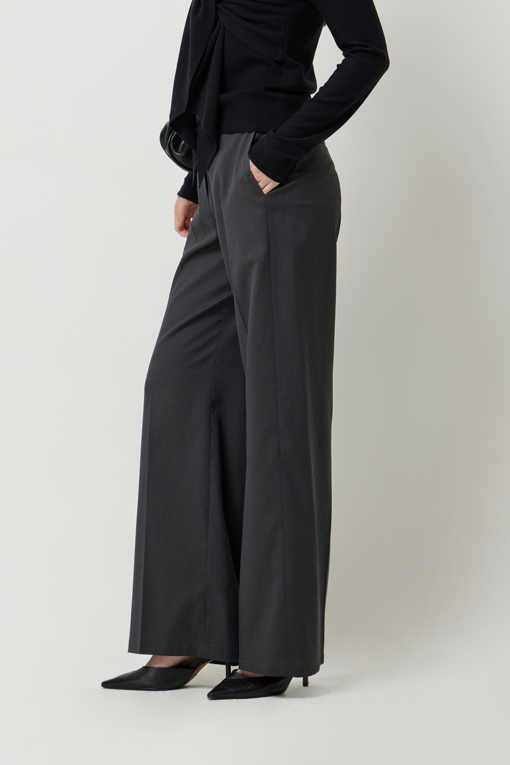 https://img.benettonmall.com/PARTS/KS/25S/SAPTE4531CG_MB_D1.jpg