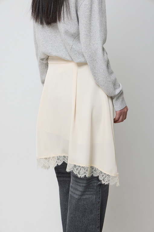https://img.benettonmall.com/PARTS/KS/25S/SASK02511BE_MB_D4.jpg