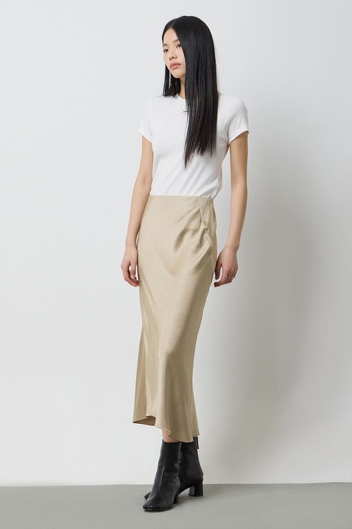 https://img.benettonmall.com/PARTS/KS/25S/SASK20511BG_MB_D1.jpg