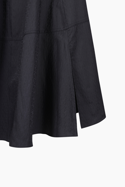 https://img.benettonmall.com/PARTS/KS/25S/SASK31531BK_MB_D12.jpg