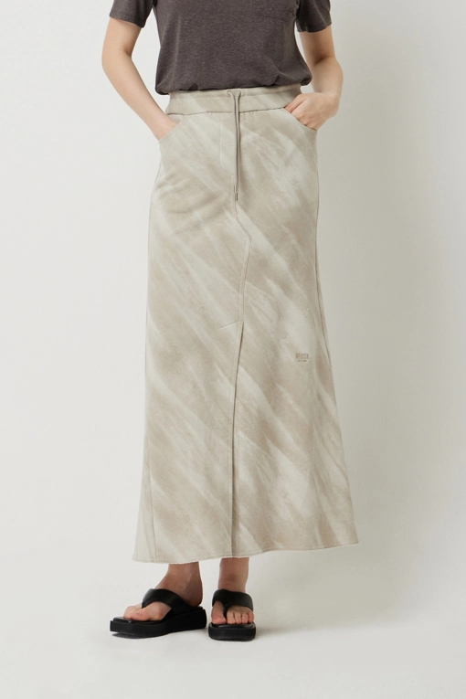 https://img.benettonmall.com/PARTS/KS/25S/SASK32531BG_MB.jpg