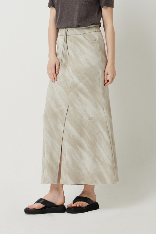 https://img.benettonmall.com/PARTS/KS/25S/SASK32531BG_MB_D1.jpg