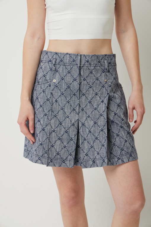 https://img.benettonmall.com/PARTS/KS/25S/SASK37531NY_MB_D3.jpg