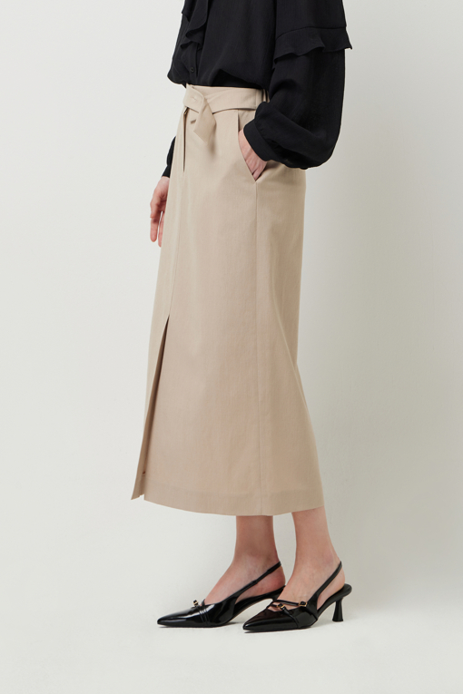 https://img.benettonmall.com/PARTS/KS/25S/SASKE1531BG_MB_D1.jpg
