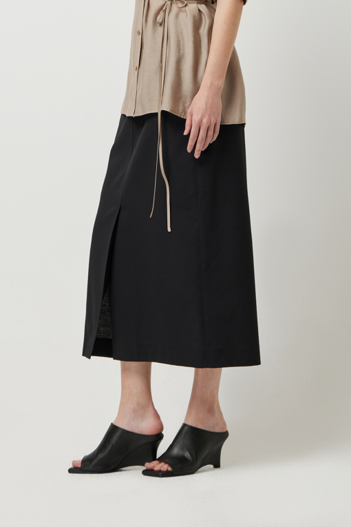 https://img.benettonmall.com/PARTS/KS/25S/SASKE1531BK_MB_D1.jpg
