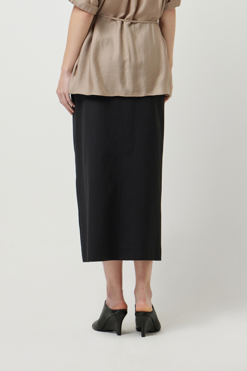 https://img.benettonmall.com/PARTS/KS/25S/SASKE1531BK_MB_D2.jpg