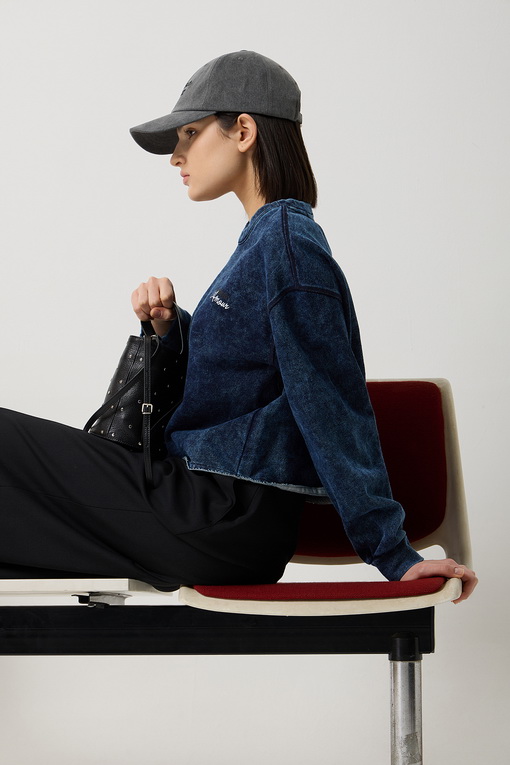 https://img.benettonmall.com/PARTS/KS/25S/SATS05511MB_MB_D4.jpg